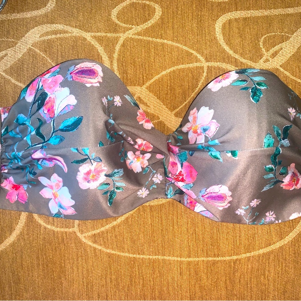 H&M top bathsuit top 36C New